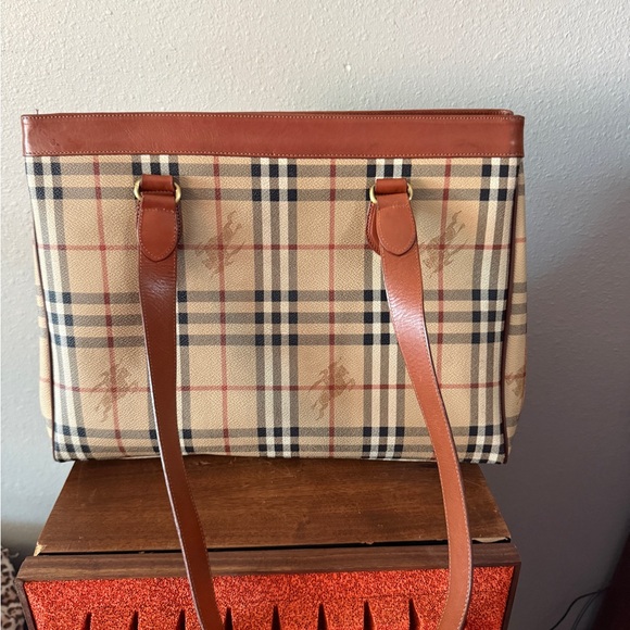 Sold ๐ด๐ด๐ด - Picture 2 of 13